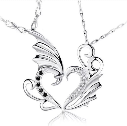 Beautiful Angel Wings Heart couple Necklace clavicle chain for Couple, Mother daughter , bestfriend, Man or Woman