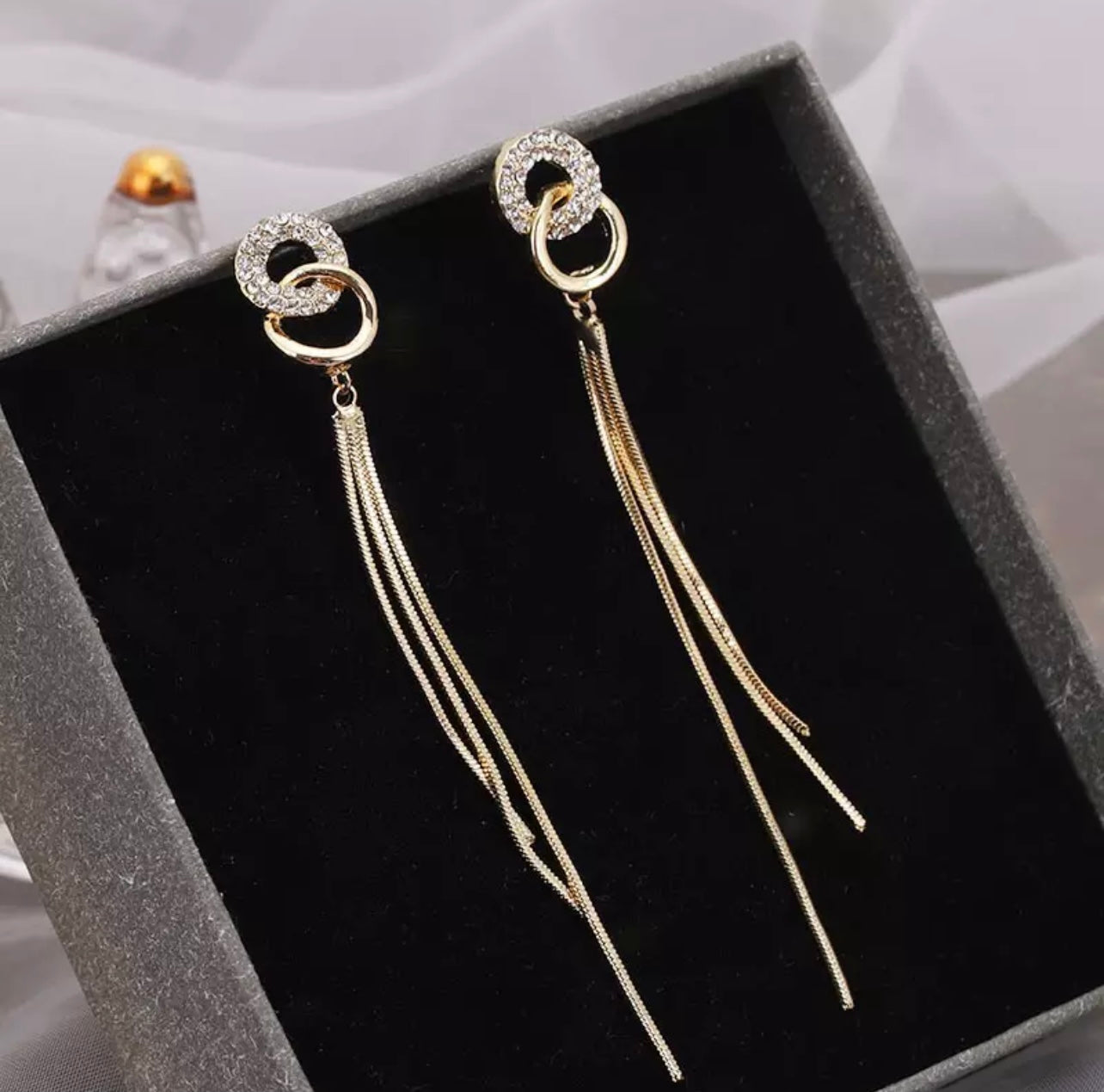 Simple Elegant Double Ring tassel earring for woman