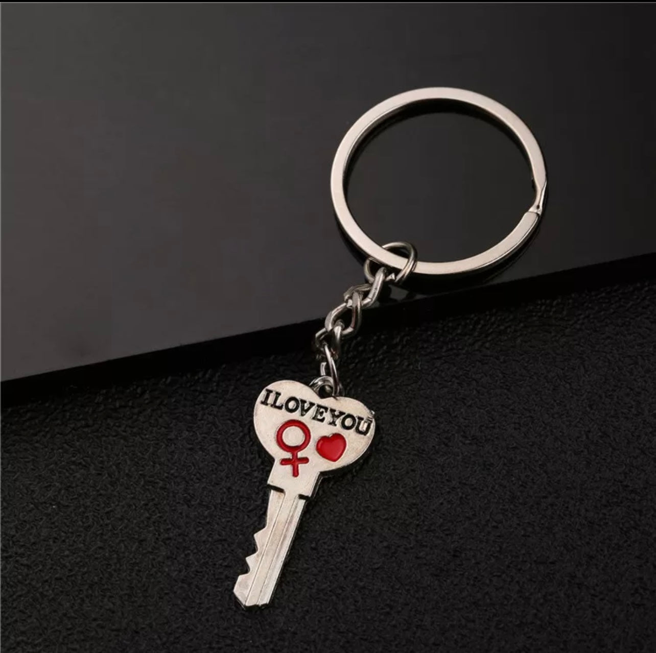Cute Matching Heart And Key Keychain for Couple