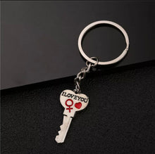 Load image into Gallery viewer, Cute Matching Heart And Key Keychain for Couple
