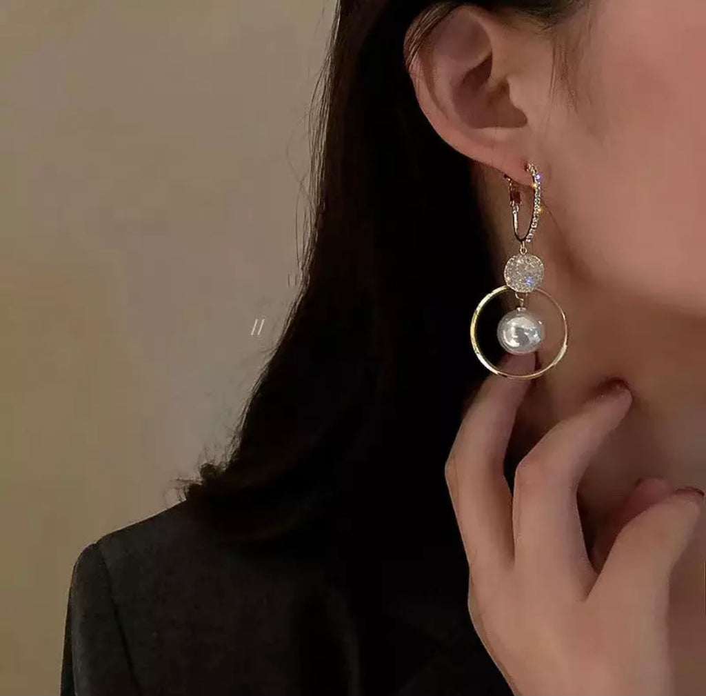 Beautiful Tassel White Pearl with Zircon Earring for Woman