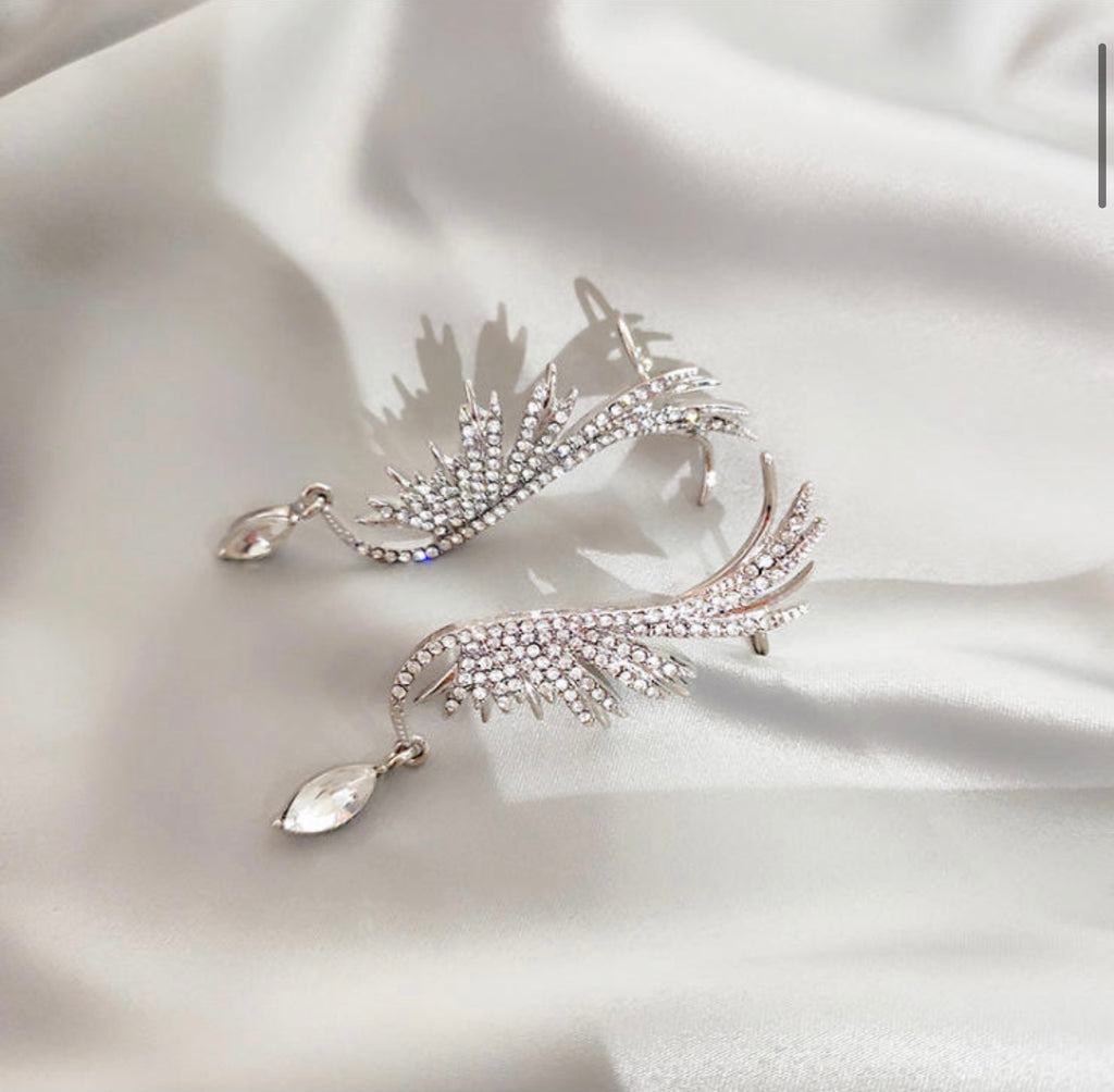 Beautiful Angel Wing Drop Earring with Ear Clip for Woman