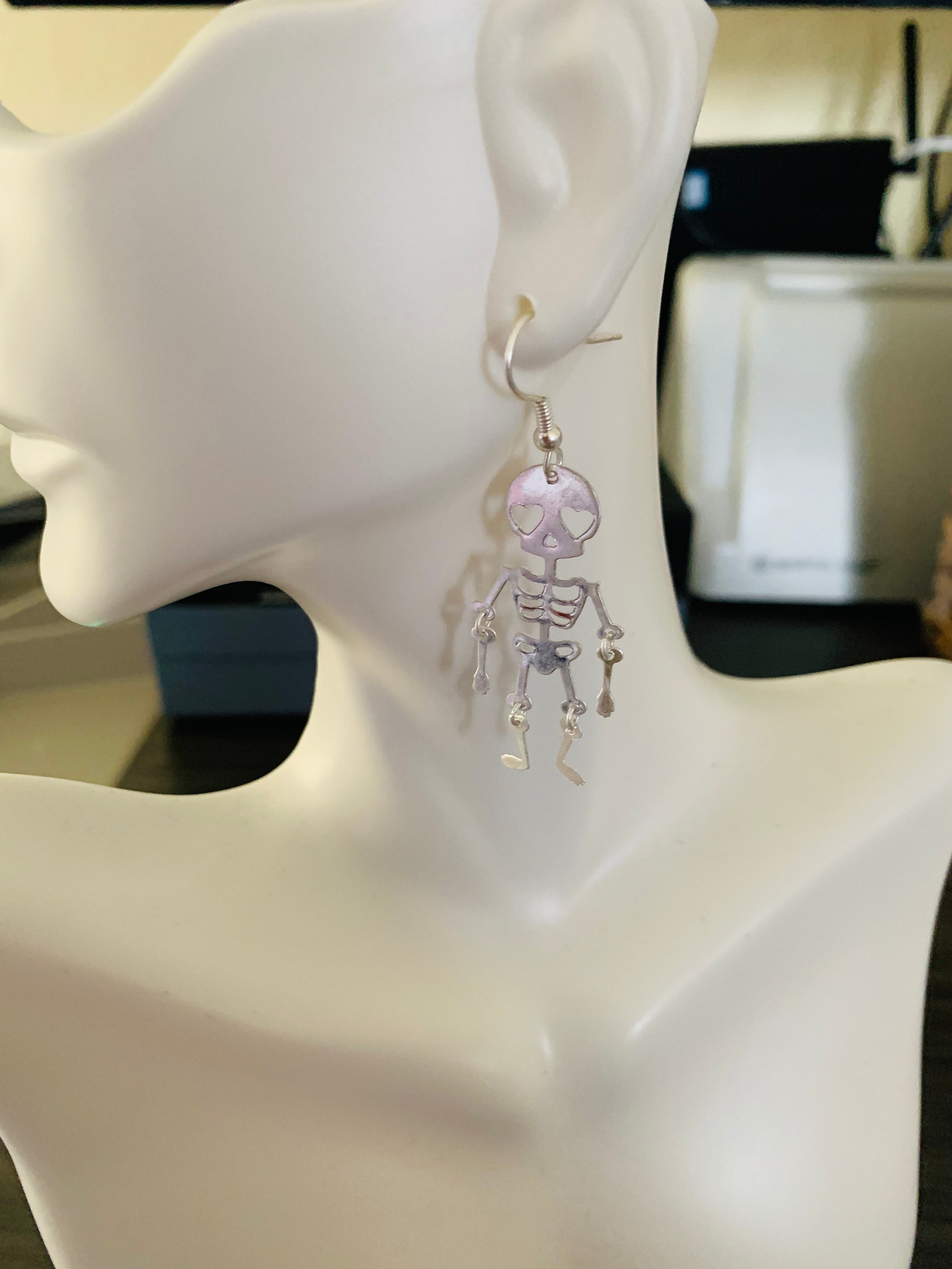 Cute Skeleton Halloween Fashion Earring